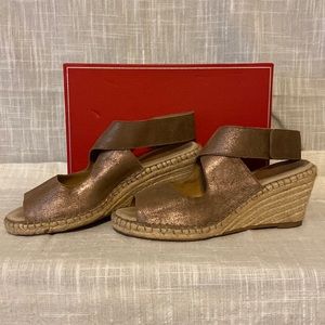 Johnston & Murphy “Wishbone” espadrille wedges.